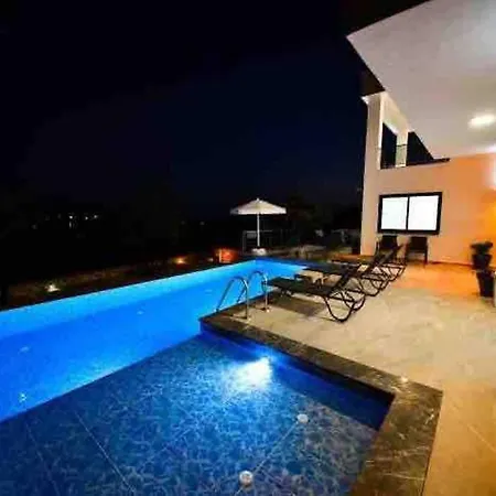 Villa Mi Kasa *